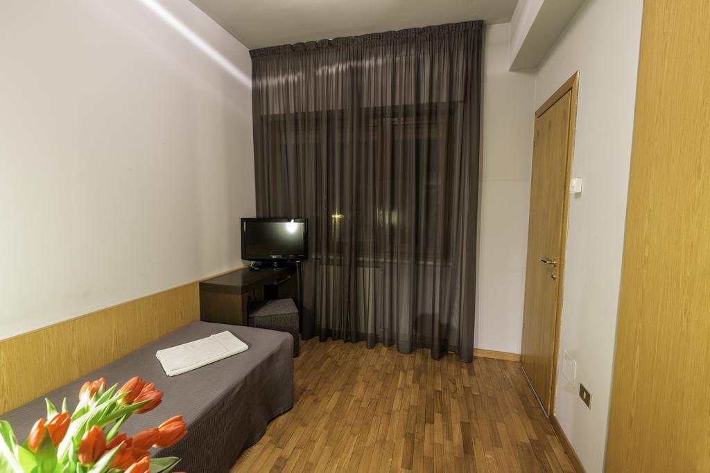Capo Horn Hotel Boario Terme Kültér fotó